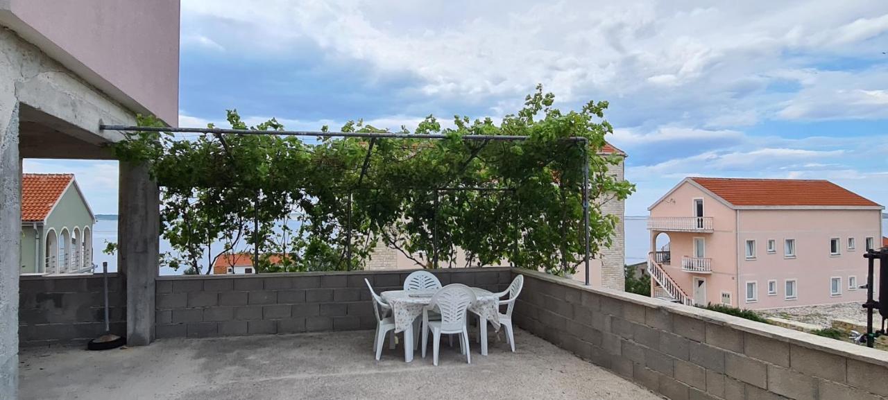 Apartmani Cesar Rtina Luaran gambar