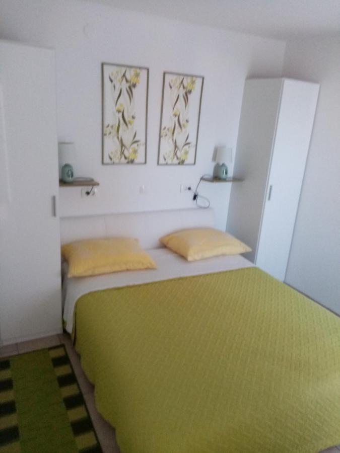Apartmani Cesar Rtina Luaran gambar