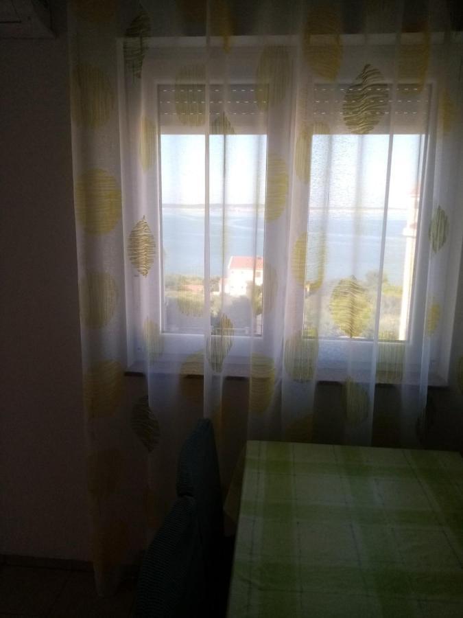 Apartmani Cesar Rtina Luaran gambar