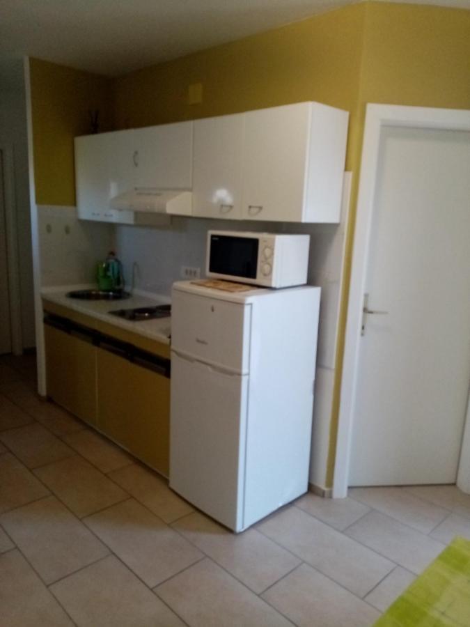 Apartmani Cesar Rtina Luaran gambar